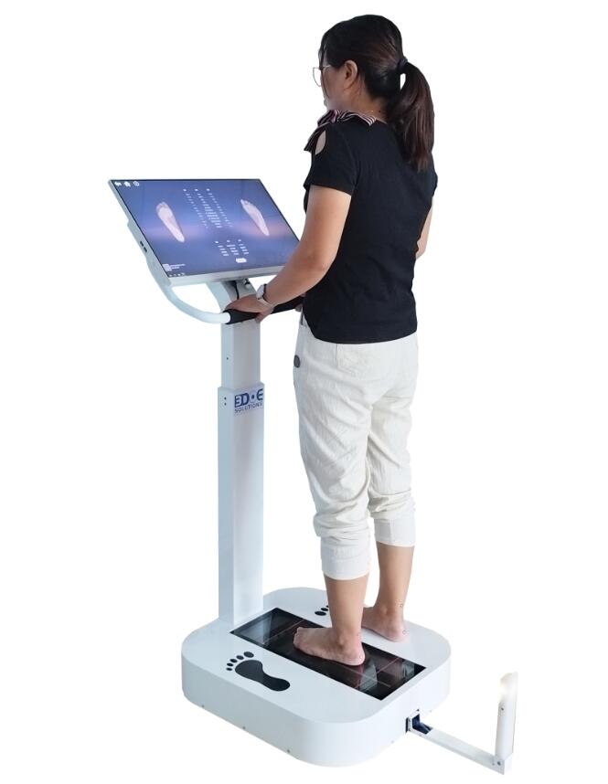 Foot scanners: improving the efficiency of school health education and prevention work