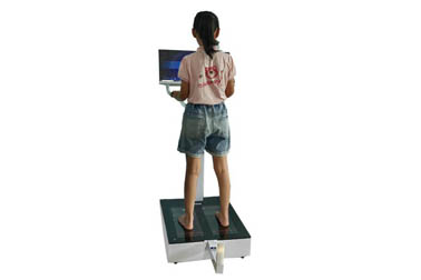 足底三维扫描仪是一种测量扁平足仪器，数据准确，精度高